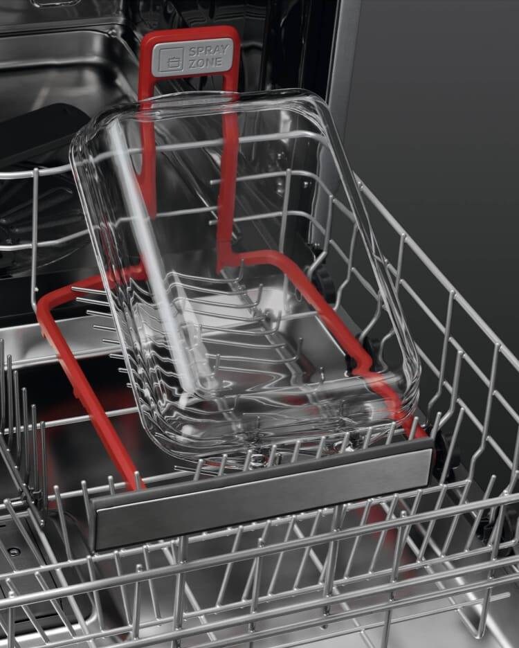 8000 SprayZone Dishwasher