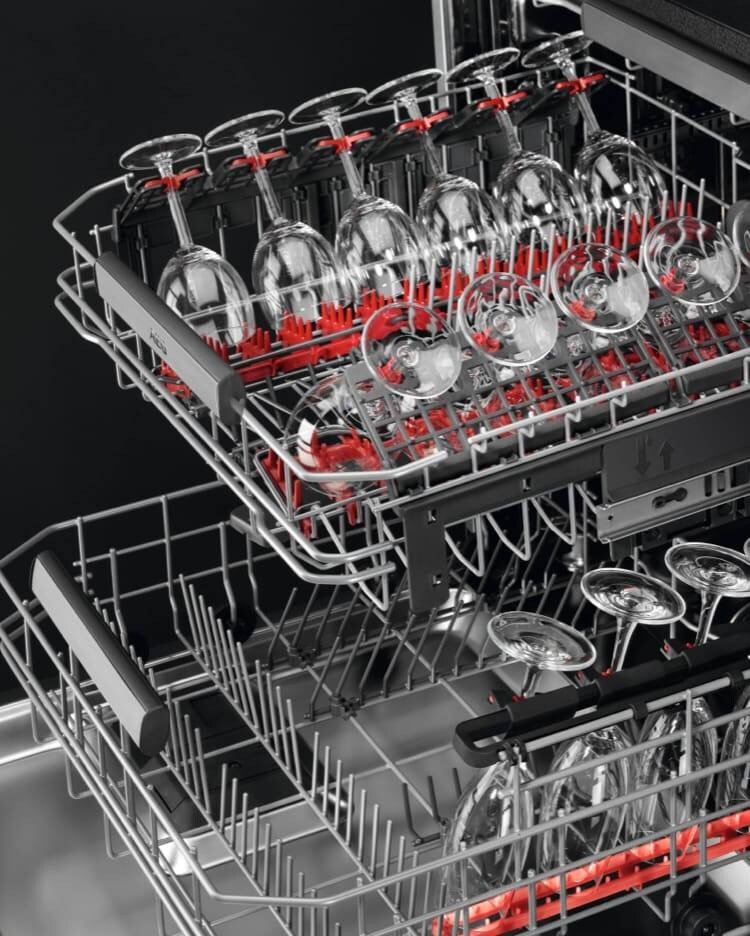 7000 GlassCare Dishwasher